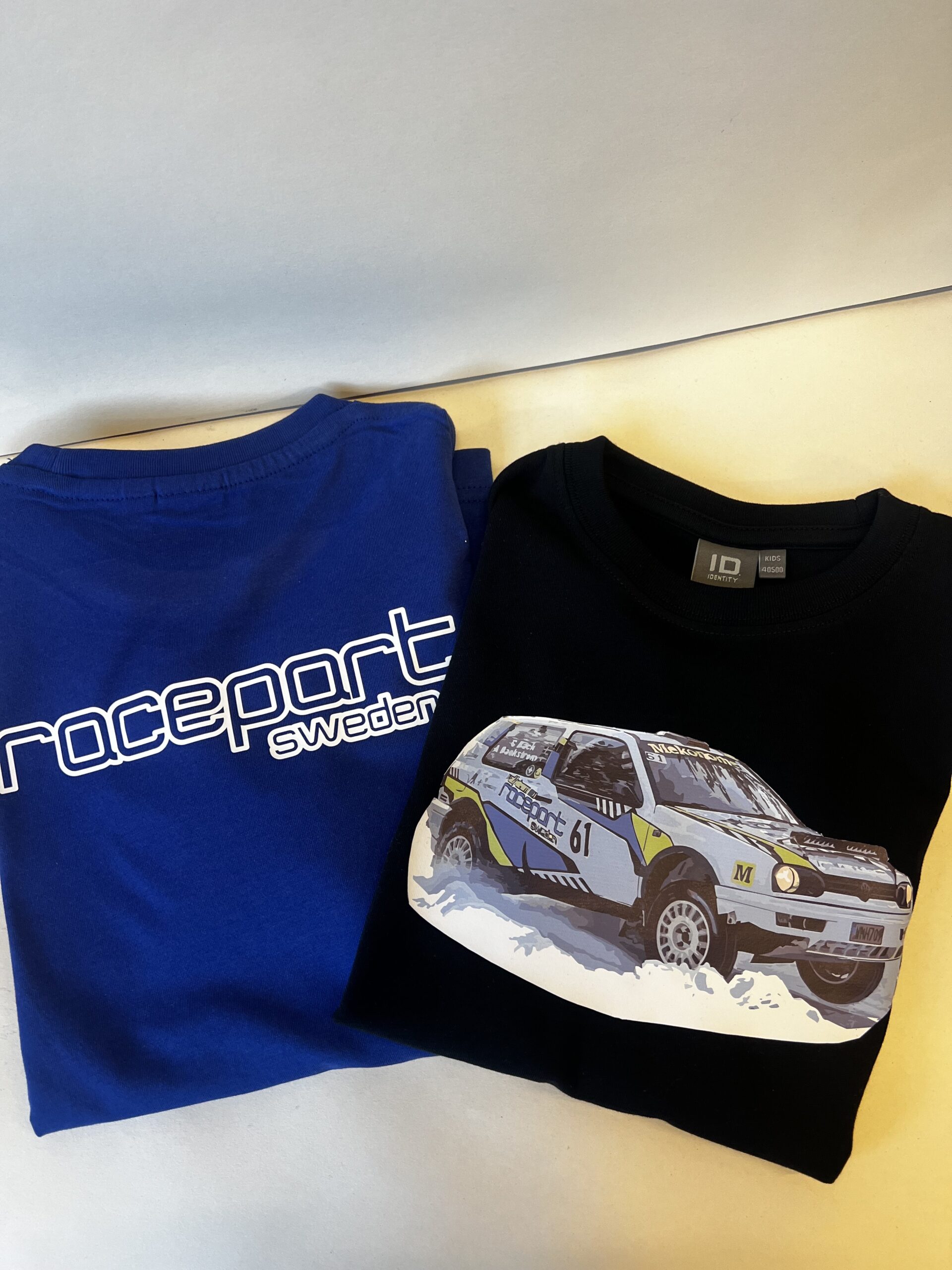 BARN T-SHIRT MED TRYCK | REGULAR FIT | RACEPART